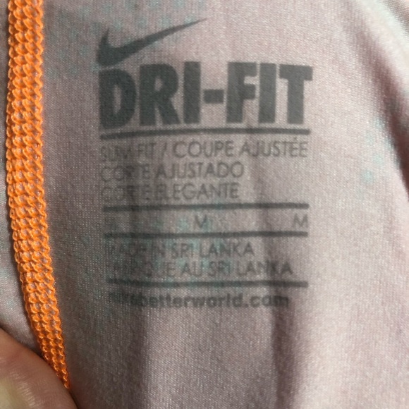 ❤️Nike Dri-fit tank top - Picture 3 of 3